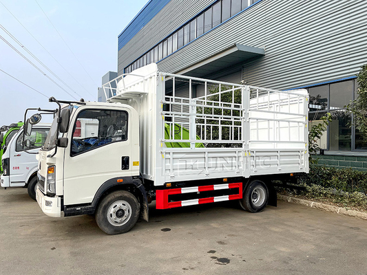 Sinotruk Howo 4x2の軽量コマーシャルは軽い貨物トラックの棒5-10Tをトラックで運ぶ
