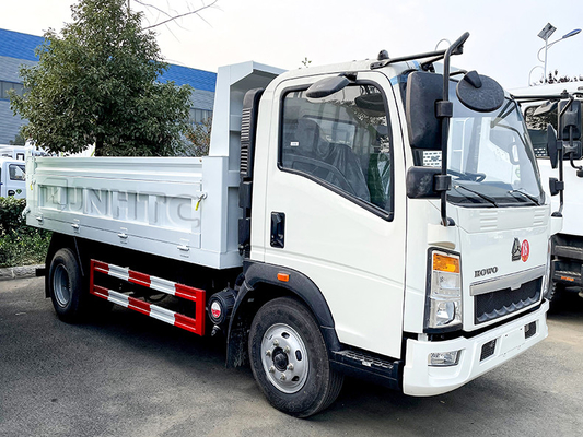 HOWO 4X2 4x4の軽量コマーシャルは10トンのダンプのダンプカー トラックをトラックで運ぶ