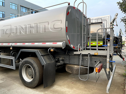 Sinotruk水スプレーのトラック6x4 10は15000L水スプリンクラーのトラックを動かす