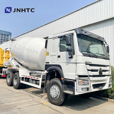 LHD Sinotruk HOWO 9m3のトラックミキサ車10の車輪