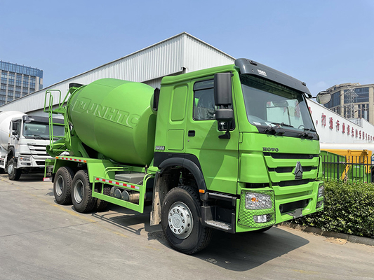 10cbm 6x4/8x4 Sinotruk HOWOの可動装置のトラックミキサのトラックは伝達を連動させる