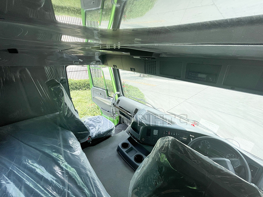 10cbm 6x4/8x4 Sinotruk HOWOの可動装置のトラックミキサのトラックは伝達を連動させる