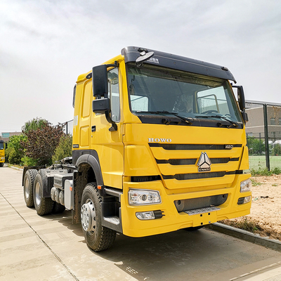 10wheels Howoのトラクターのトラックの頭部のSinotruk 371hpのトラクターのトラック