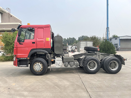 Sinotruk Howo 6x4 371の索引車のトラック10の車輪のトラクター