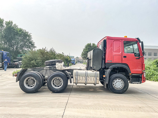 6x4 3.5インチEuro2 Sinotruk Howo 371のトラクターのトラック10の車輪のヘッド トラクター