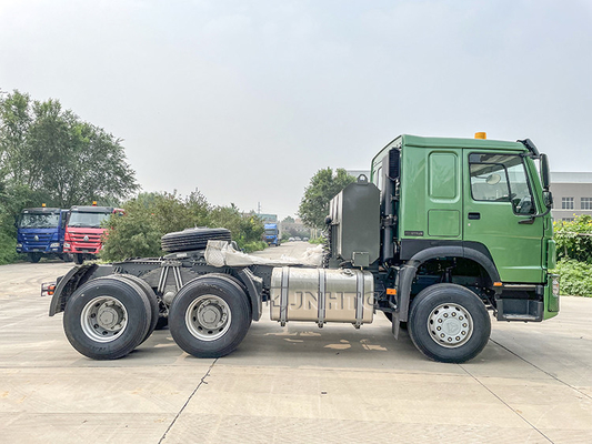 Sino Howo 6x4の索引車のトラクターの頭部