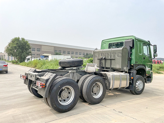 Sino Howo 6x4の索引車のトラクターの頭部