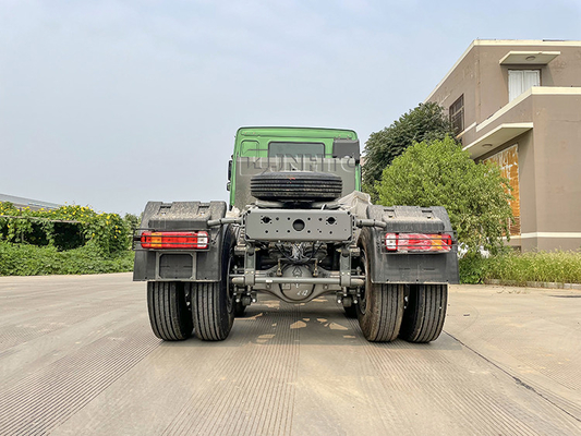 Sino Howo 6x4の索引車のトラクターの頭部