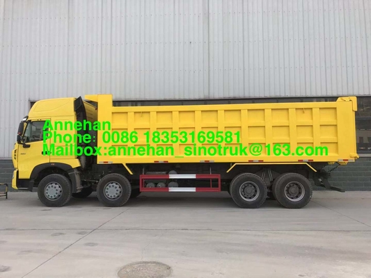 Sinotruk Howo A7 8x4 12は30M3頑丈なダンプ トラックを動かします