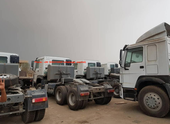 371hp 420hp 6x4 10の車輪Euro2 Howoのトラクターのトラック