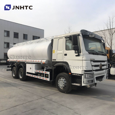 20cbmタンカーが付いているHOWO 6x4 336hpの燃料のタンク車