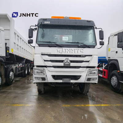 Sinotruk Howoのベンツの白いダンプ トラック50T 12の車輪右ドライブ新しいモデル